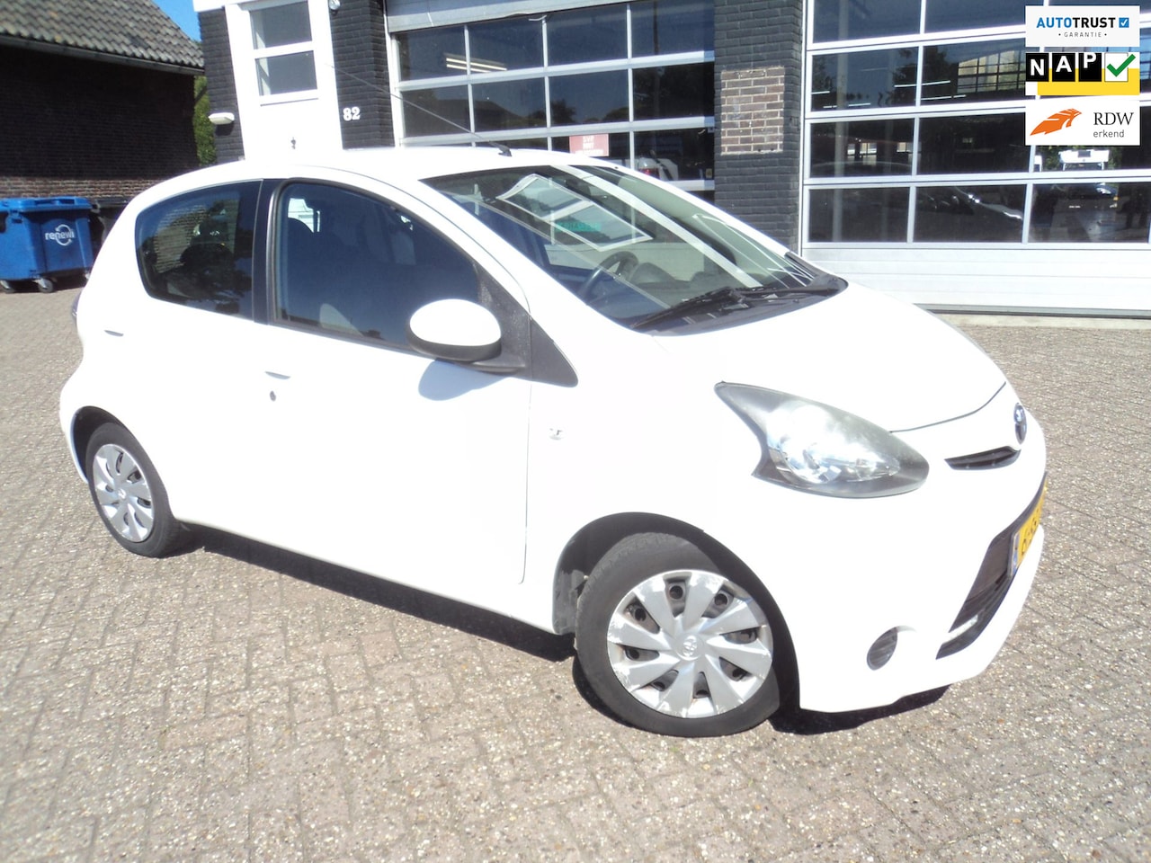Toyota Aygo - 1.0 VVT-i Aspiration CPV Airco Ekekt. ramen - AutoWereld.nl
