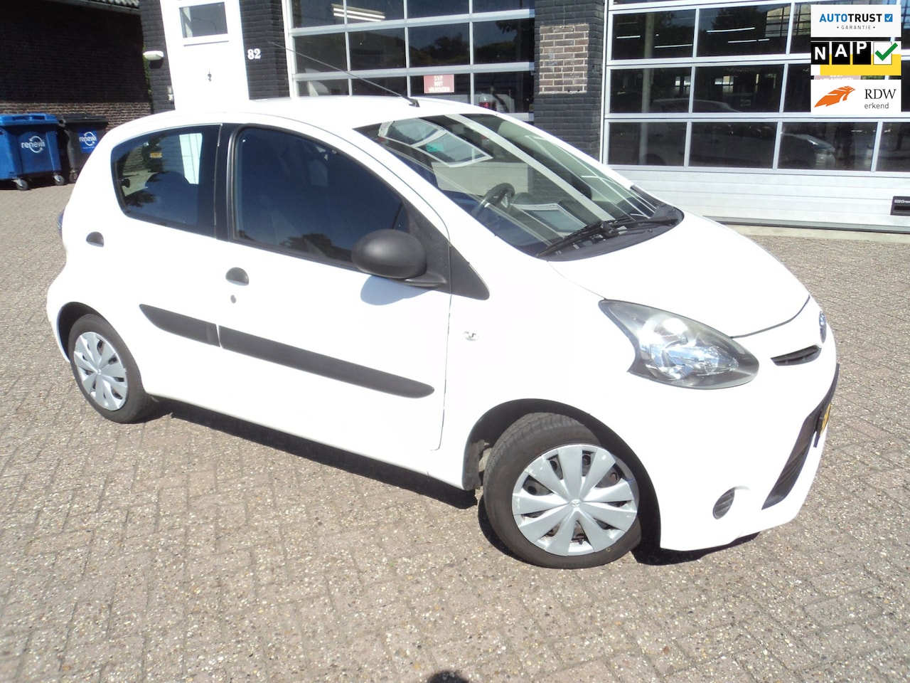 Toyota Aygo - 1.0 VVT-i Comfort Airco Centrale vergrendeling - AutoWereld.nl