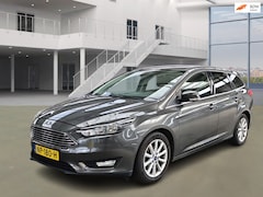 Ford Focus Wagon - 1.0 Titanium