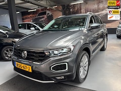 Volkswagen T-Roc - 1.5 TSI Sport / Camera / Trekhaak