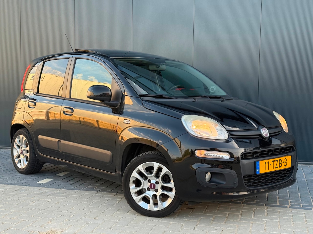 Fiat Panda - 0.9 TwinAir Lounge 0.9 TwinAir Lounge - AutoWereld.nl