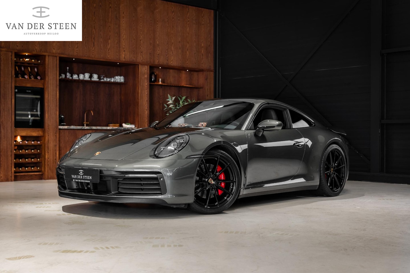 Porsche 911 - 3.0 Carrera 4 S Lift | 4wielsturing | 18 Voudig | Schuifdak in kleur | PPF - AutoWereld.nl