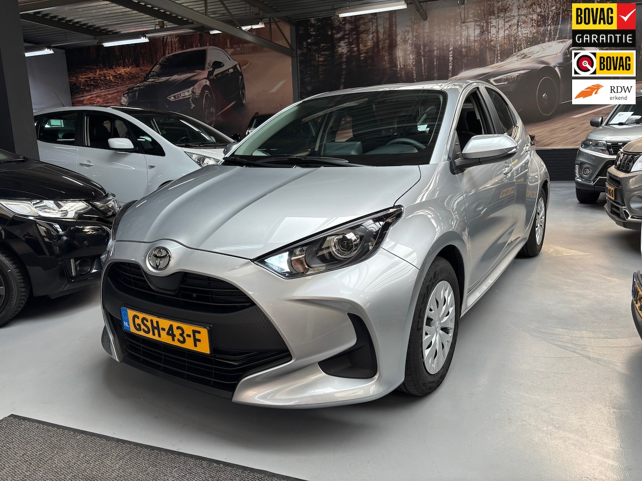 Toyota Yaris - 1.5 Hybrid 115 Comfort / Camera - AutoWereld.nl