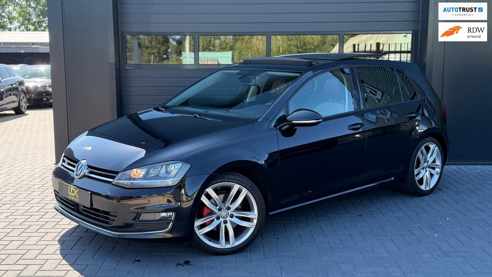 Volkswagen Golf - 1.4 TSI Highline Pano|PDC|Leer|DSG - AutoWereld.nl