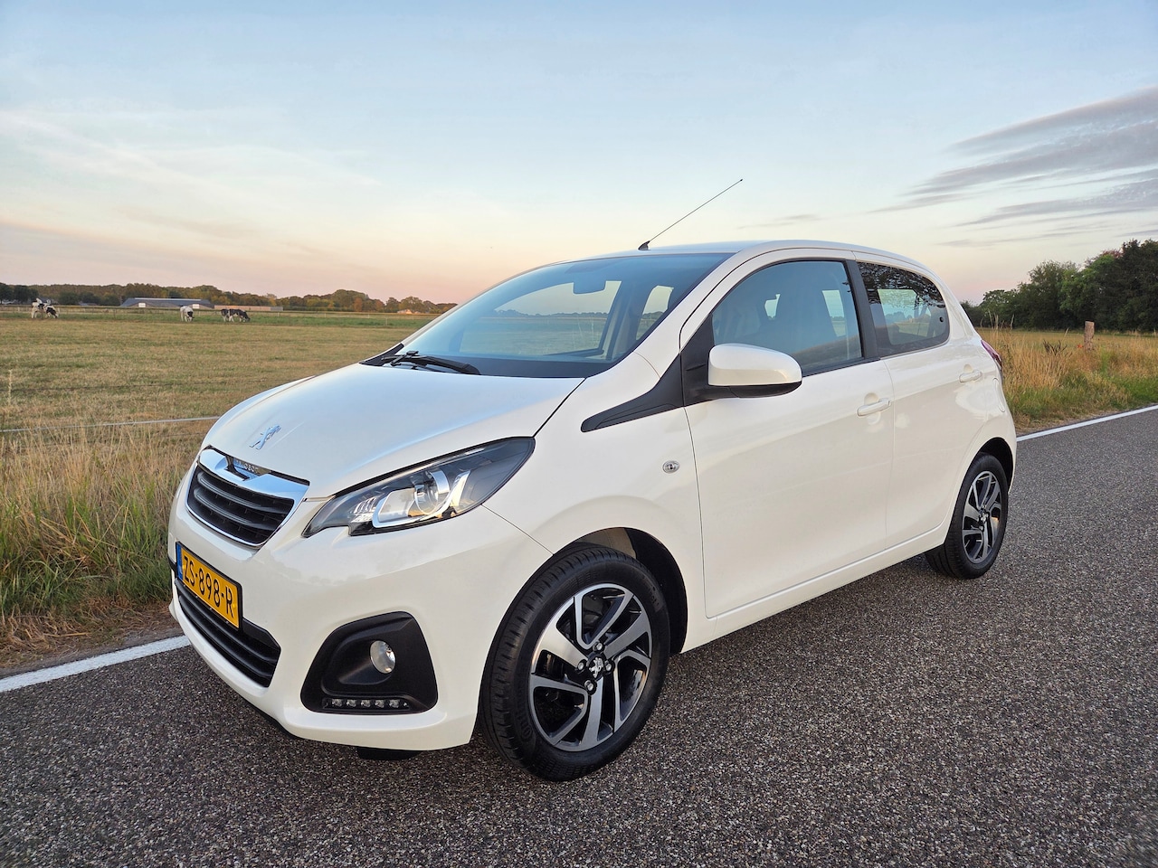 Peugeot 108 - 1.0 e-VTi Blue Lease /AIRCO/Carplay/15'LM/NAP! - AutoWereld.nl