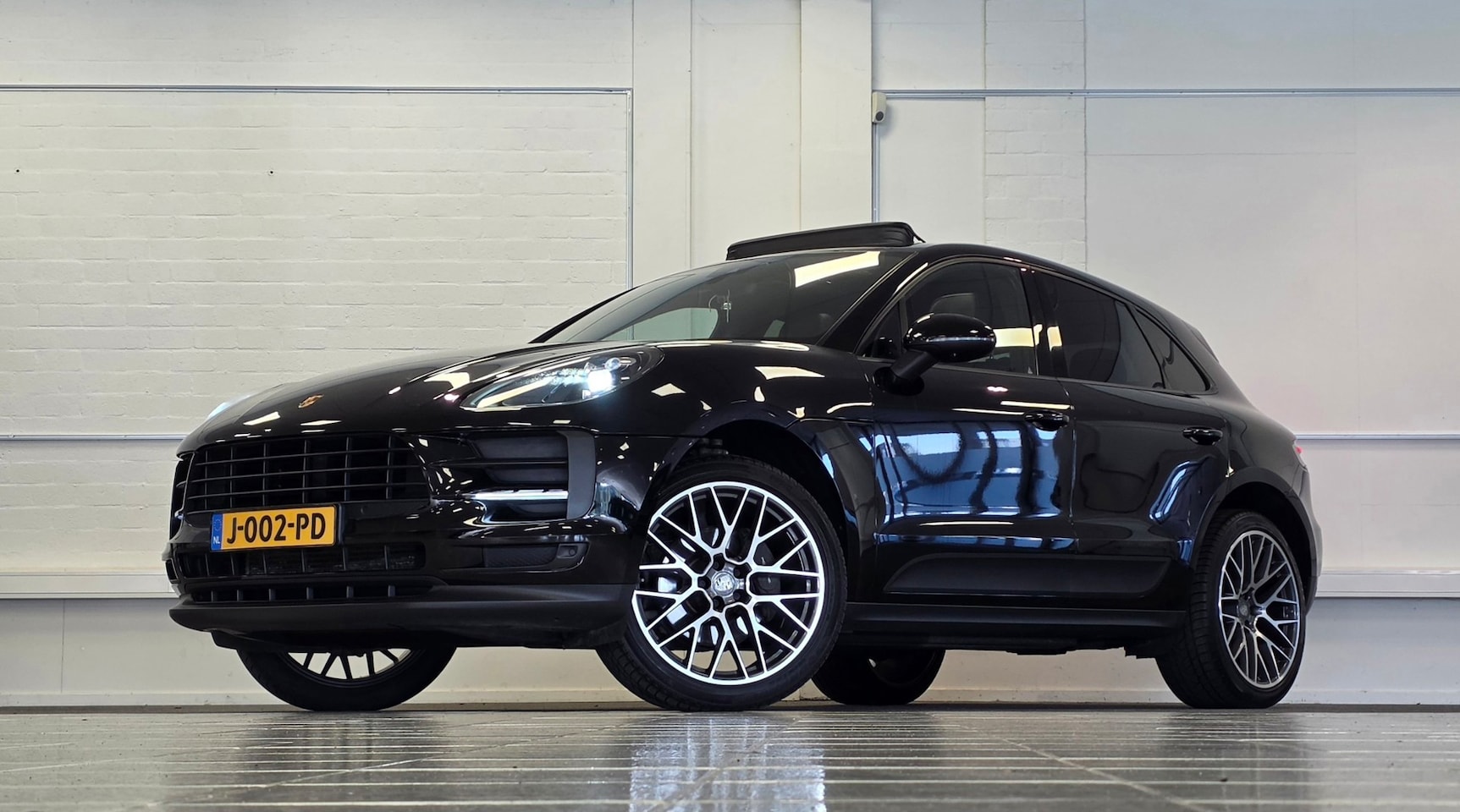 Porsche Macan - 2.0T Panoramadak Camera Lederenbekleding Android 21"LM - AutoWereld.nl