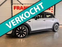 MINI 5-Deurs - 1.5 Cooper Chili Business +NAP|OHhistorie|Pano|Trekhaak|Parelmoer|Navi|Climate|Cruise|PDC|