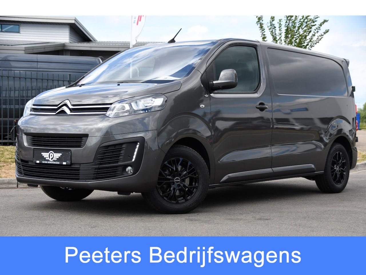 Citroën Jumpy - 2.0 BlueHDI 180 L2 PB Edition 360 Camera, Cruise, Carplay, Leder, 177pk, Multimedia, Trekh - AutoWereld.nl