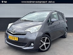 Toyota Verso S - 1.3 VVT-i Aspiration Panoramadak / LM velgen / Trekhaak / Climate control