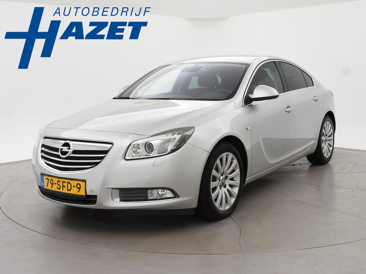 Opel Insignia - 1.6T 180 PK *26.793 KM* ORIG. NL 1e EIGENAAR COSMO + LEDER | XENON | NAVIGATIE | STOELVERW - AutoWereld.nl
