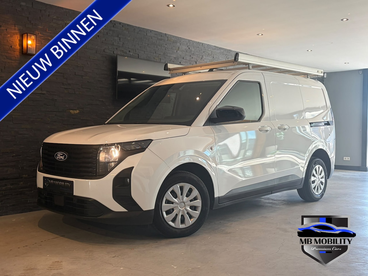 Ford Transit Courier - 1.0 EcoBoost Bj: 2024 - AutoWereld.nl