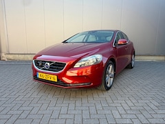 Volvo V40 - 1.6 T4 Momentum