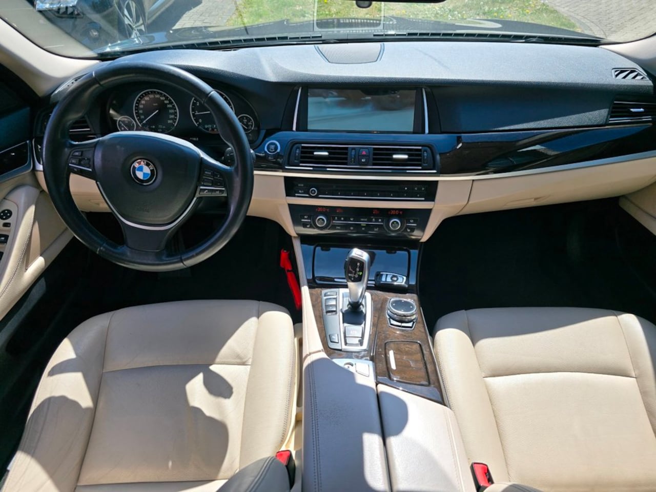 BMW 5-serie Touring - Nieuwe motor werkelijk nieuwstaat - AutoWereld.nl