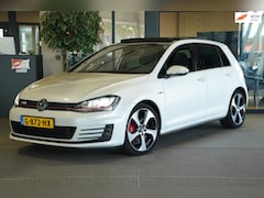 Volkswagen Golf - 2.0 TSI GTI Performance 230 PK Pano Xenon Led Navi