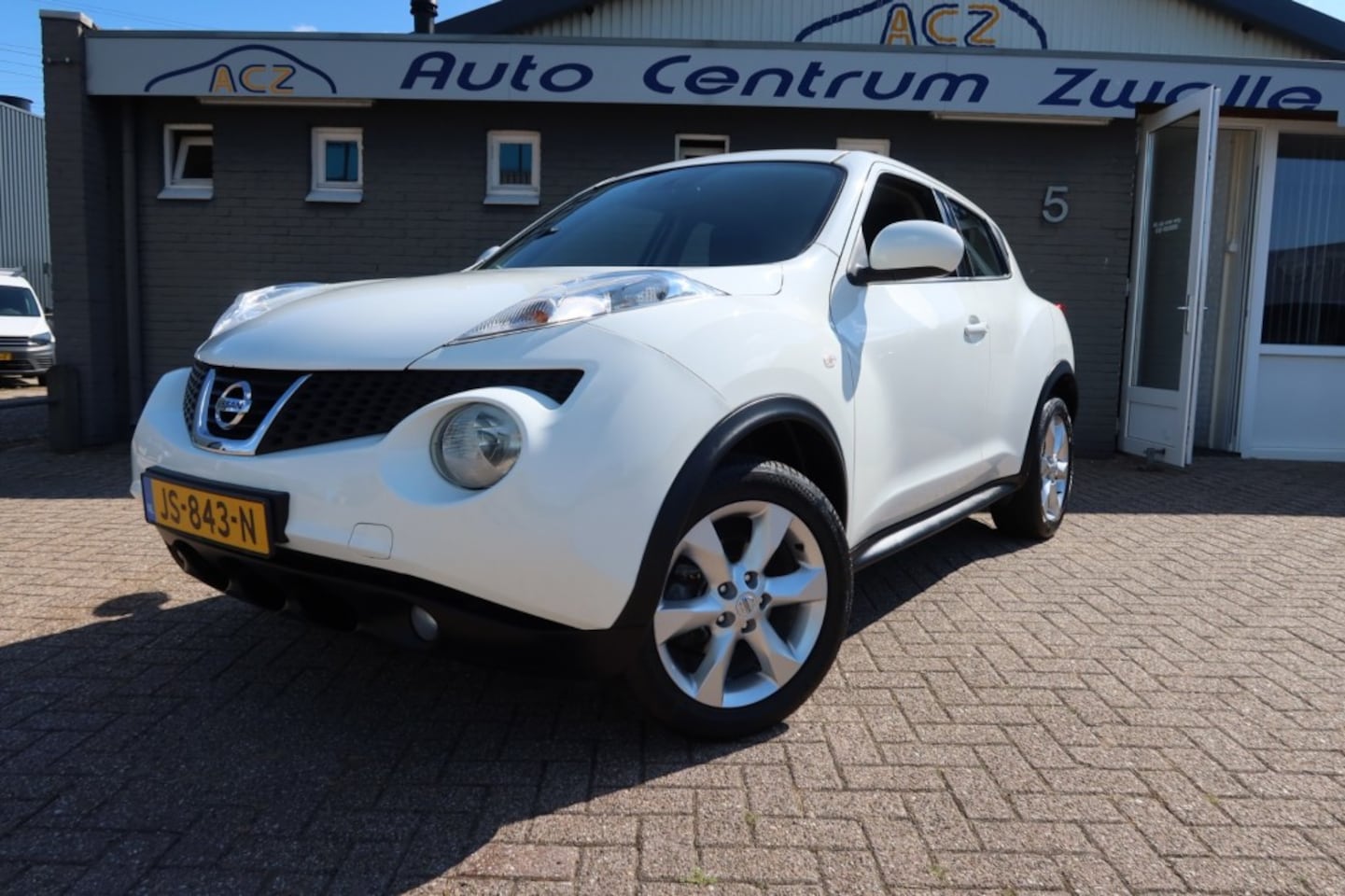 Nissan Juke - 1.6 Acenta Eco 1.6 ACENTA ECO, NAVI, CAMERA, CLIMATE CONTROL - AutoWereld.nl