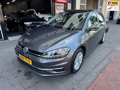 Volkswagen Golf - 1.0 TSI Comfortline Pano Massage Navi Clima