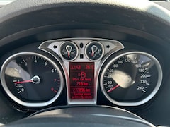 Ford C-Max - 1.8-16V Titanium