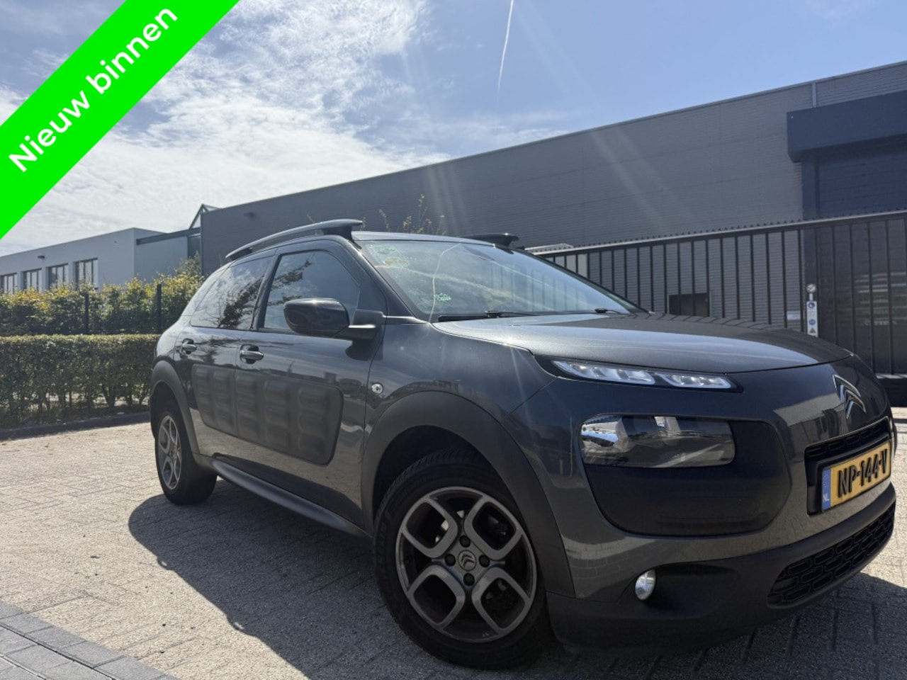 Citroën C4 Cactus - 1.6 Camera|Cruise|Clima|Navi|Sensoren - AutoWereld.nl
