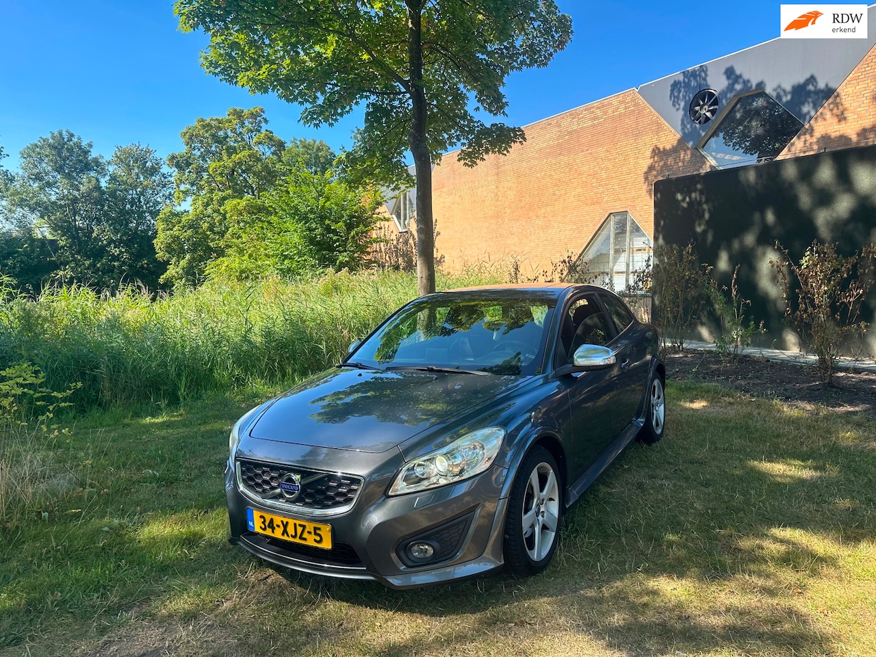 Volvo C30 - 1.6 D2 R-edition Airco Pano Xenon Cruise - AutoWereld.nl