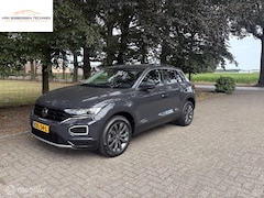 Volkswagen T-Roc - 1.0 TSI Style Bns carplay stoelverwarming