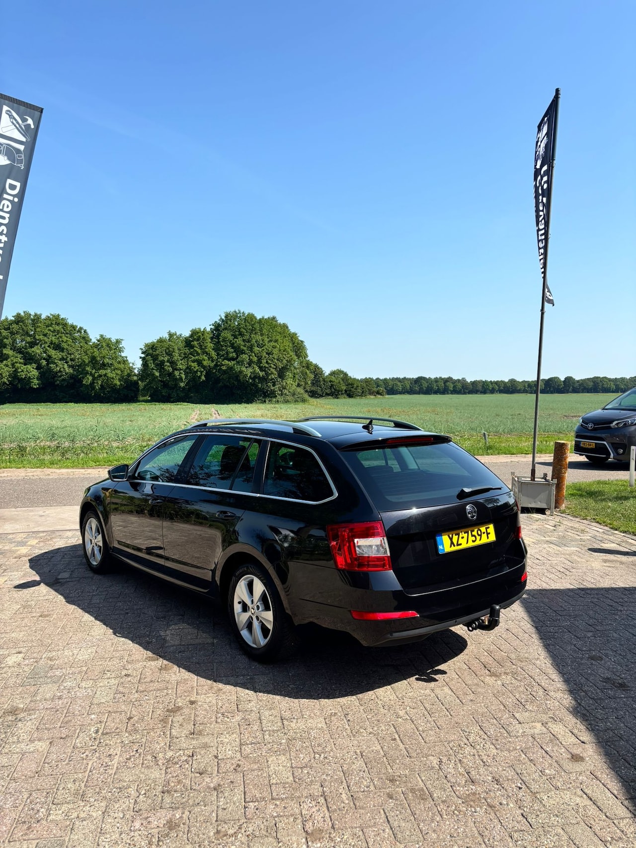 Skoda Octavia Combi - 1.6 TDI Greentech Elegance Businessline Trekhaak, gechipt - AutoWereld.nl