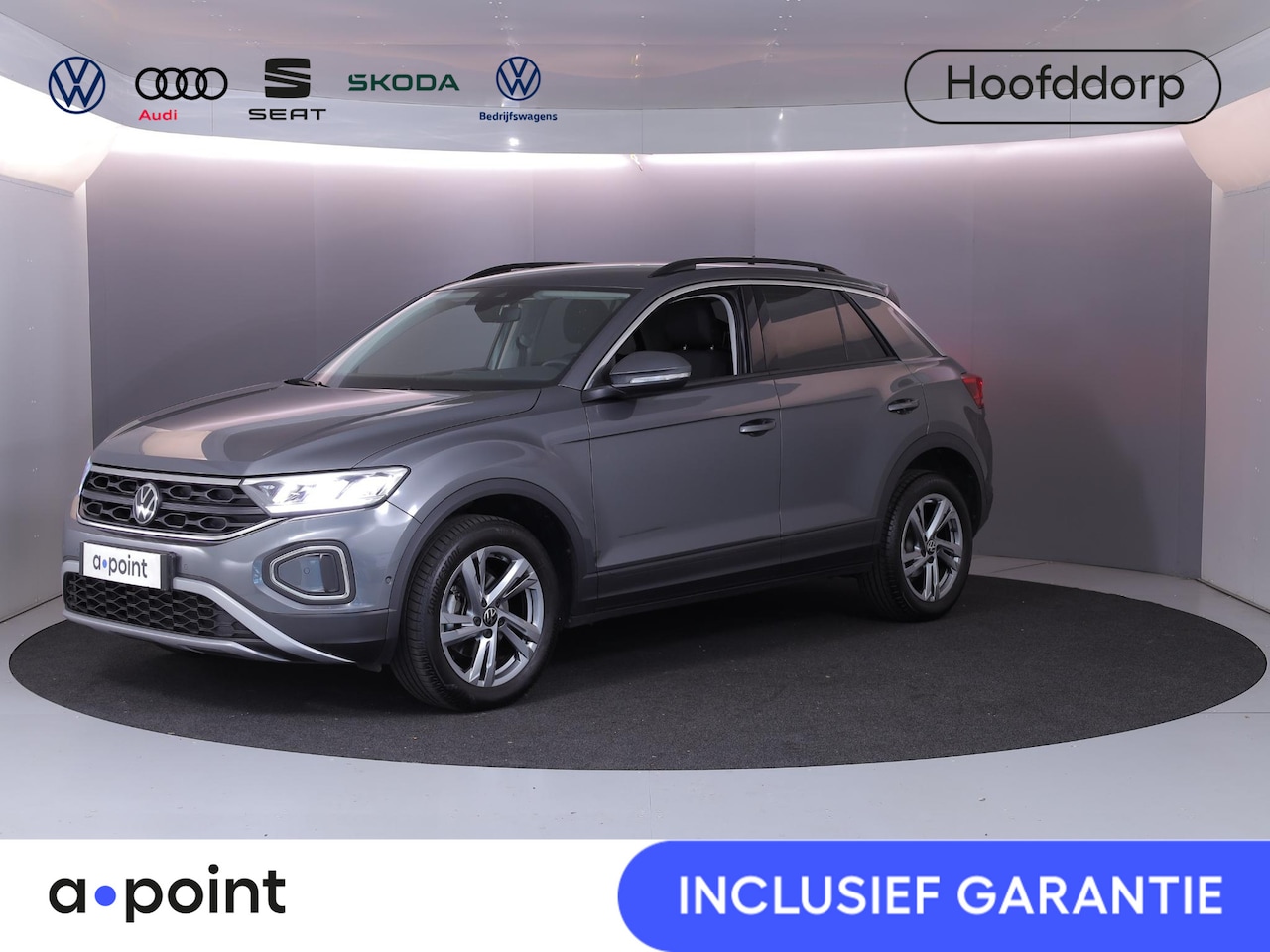 Volkswagen T-Roc - 1.0 TSI Life 110 pk | Navigatie via App | Parkeersensoren (Park assist) | Achteruitrijcame - AutoWereld.nl