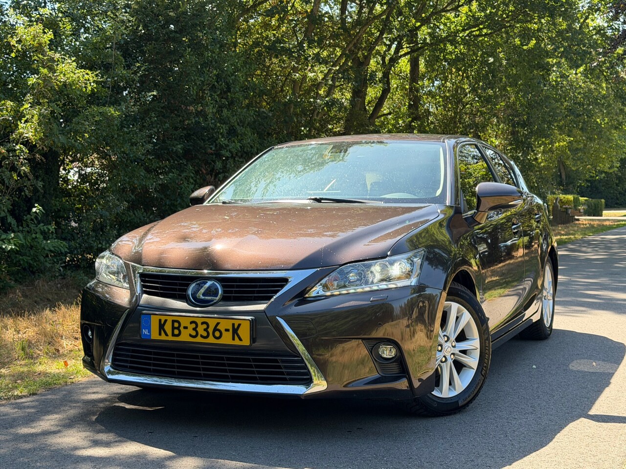 Lexus CT 200h - Business Line | Camera + Goed onderhouden Nu € 12.975,-!!! - AutoWereld.nl