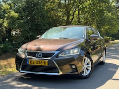 Lexus CT 200h - Business Line | Camera + Goed onderhouden Nu € 12.975,