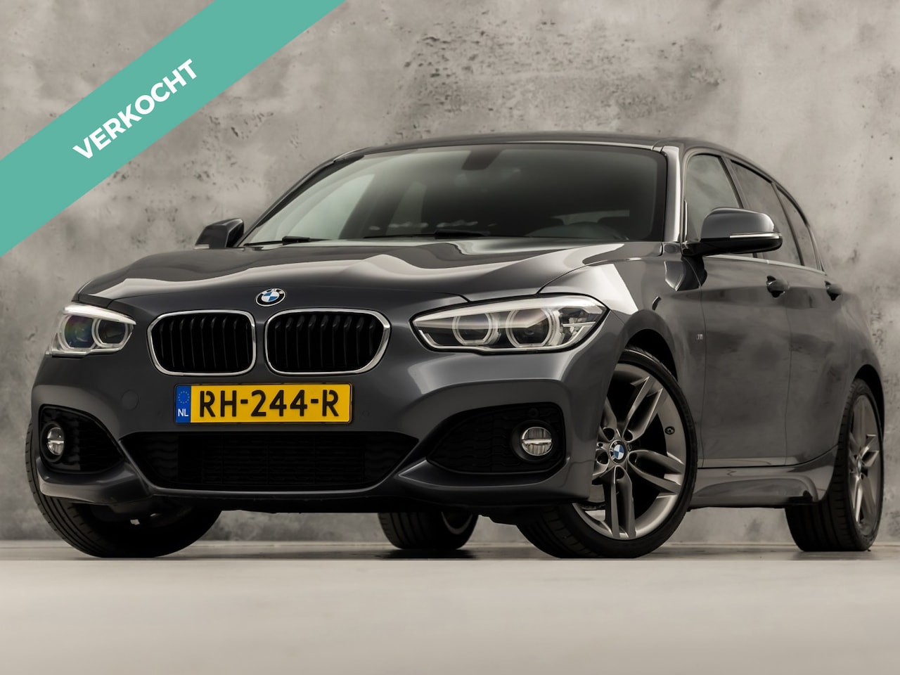 BMW 1-serie - 118i M Sport High Executive Automaat (GROOT NAVI, M PAKKET, LEDER, STOELVERWARMING, SPORTS - AutoWereld.nl