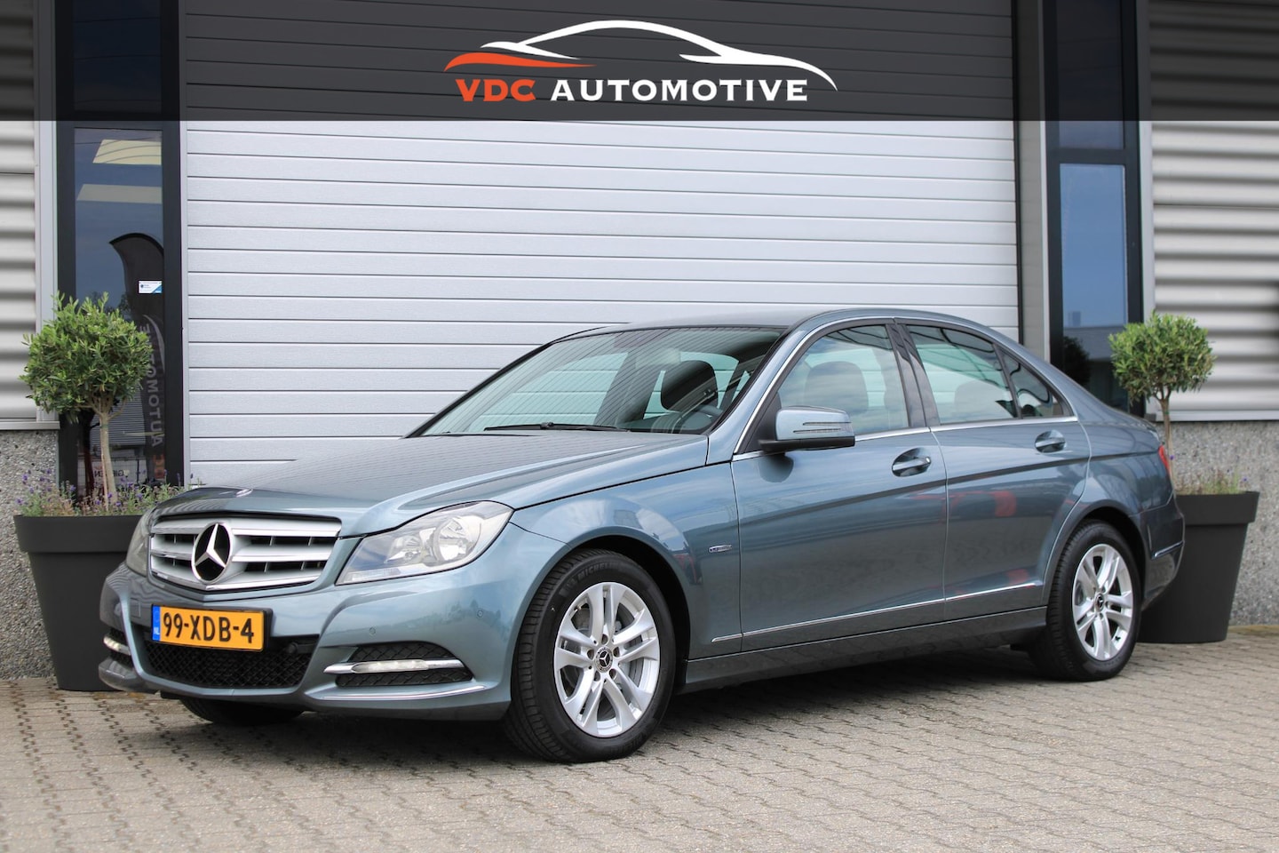 Mercedes-Benz C-klasse - 180 Cruisecontrol | Parkeersensoren | Navi | Keurige Auto - AutoWereld.nl