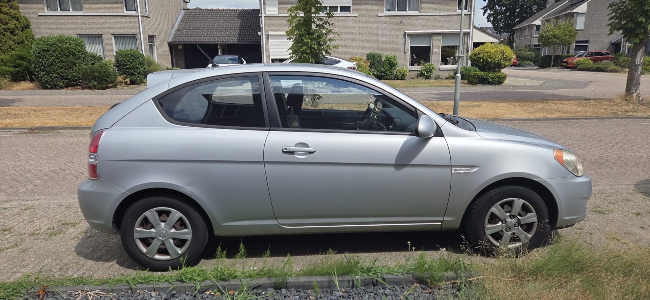 Hyundai Accent - 1.4i Dynamic Joy - AutoWereld.nl