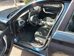BMW 1-serie - 116i Business 100 kW