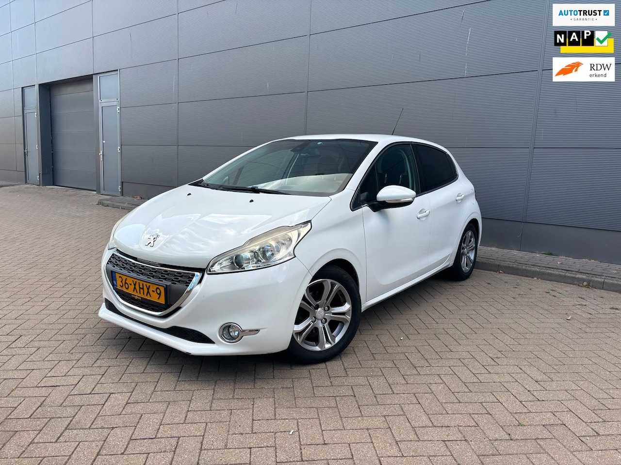 Peugeot 208 - 1.6 VTi Allure Clima|Cruise|Pdc|Lmv - AutoWereld.nl