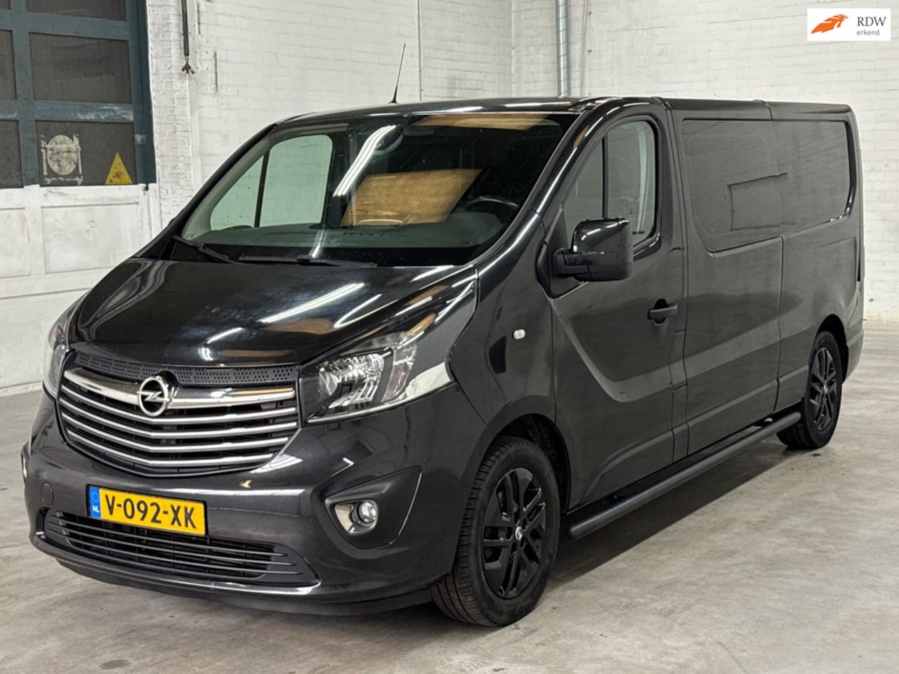 Opel Vivaro - 1.6 CDTI L2H1 Sport EcoFlex | DUBBEL CABINE | CAMERA - AutoWereld.nl