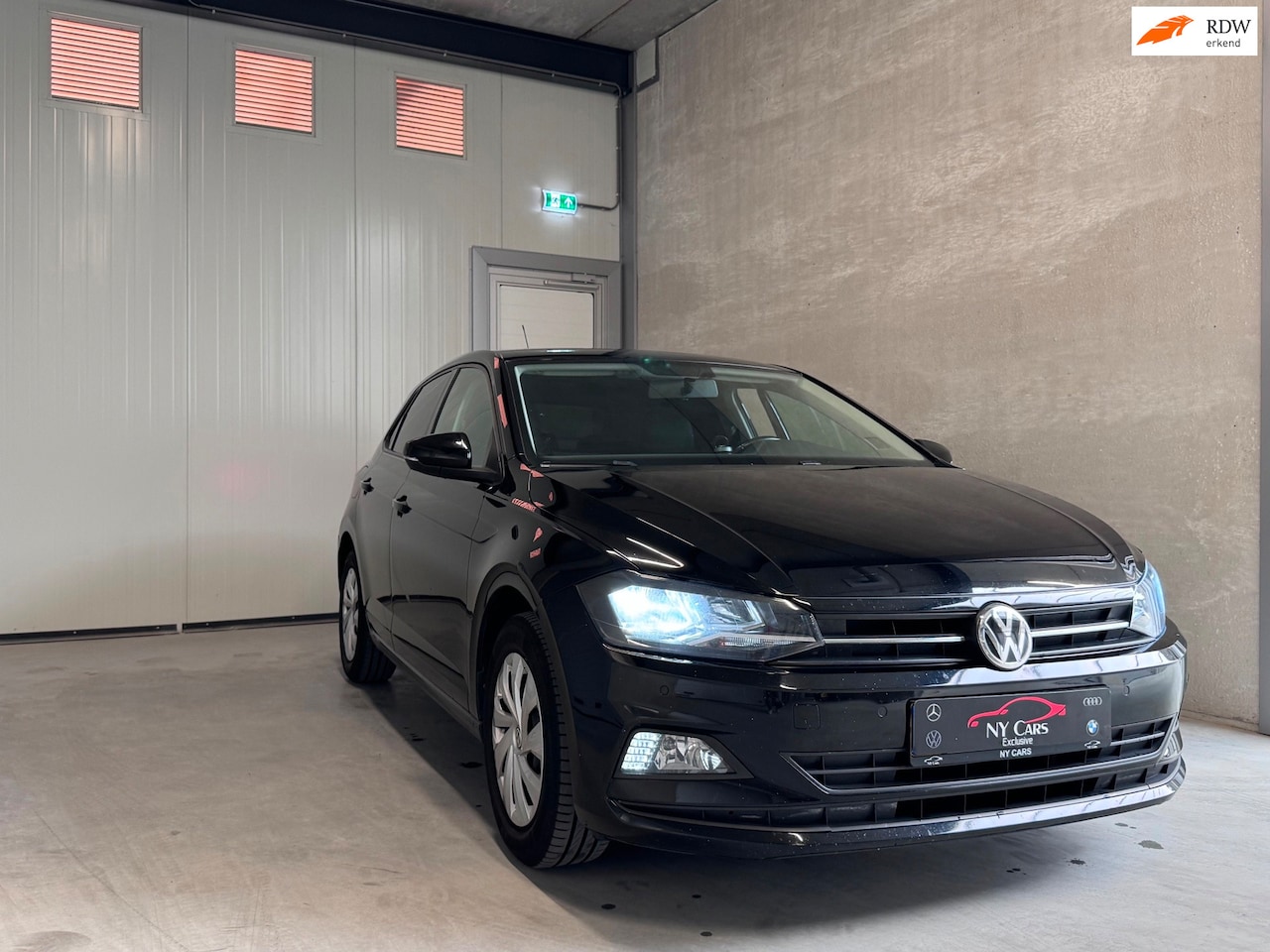 Volkswagen Polo - 1.0 MPI Comfortline ACC|Elektrische ramen| Uitstekend onderhouden - AutoWereld.nl