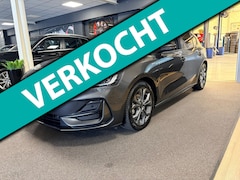 Ford Focus - 1.0 EcoBoost Hybrid ST Line / automaat / stuur en stoel verwarming / led