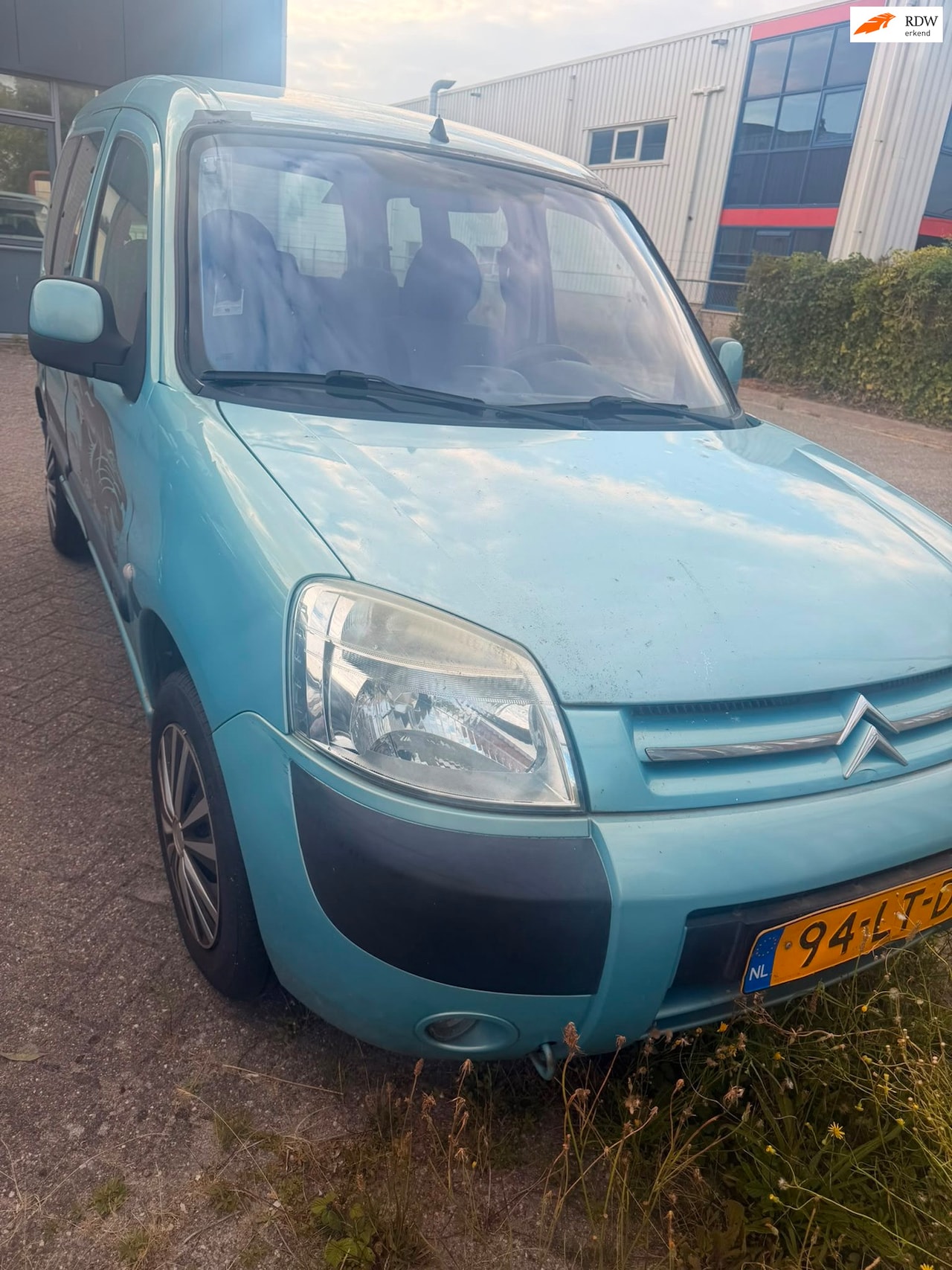 Citroën Berlingo - 1.6i Multispace/AIRCO/APK/Lichte zijschade - AutoWereld.nl