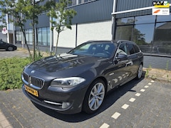 BMW 5-serie Touring - 523i High Executive