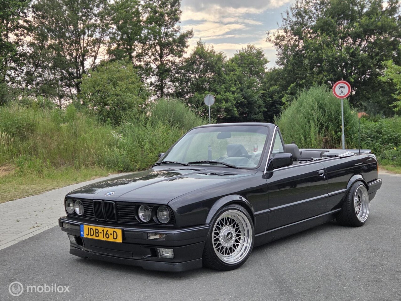BMW 3-serie Cabrio - 320i 320i - AutoWereld.nl