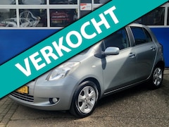 Toyota Yaris - 1.3 VVTi Luna MMT / Lage k.m stand / Automaat / 2e eigenaar / Keyless / ECC / Origineel NL