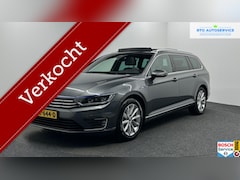 Volkswagen Passat Variant - 1.4 TSI GTE Highline PANO TREKHAAK NAVI CRUISE