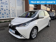 Toyota Aygo - 1.0 VVT-i x-play Automaat Camera CarPlay Gratis garantie