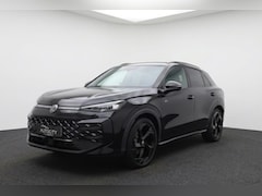 Volkswagen T-Roc - 1.5 eTSI R-Line Black Style 150PK | Pano | IQ Lights | Trekhaak | 20" | Winterpakket