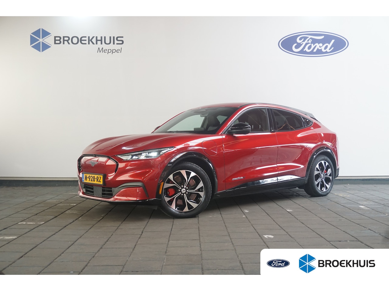 Ford Mustang Mach-E - Extended AWD 98 kWh - AutoWereld.nl