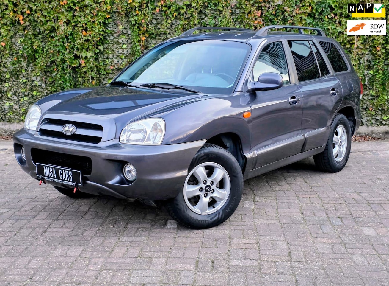 Hyundai Santa Fe - 2.7i V6 4WD Style Automaat Trekhaak Airco NW Distributieriem - AutoWereld.nl