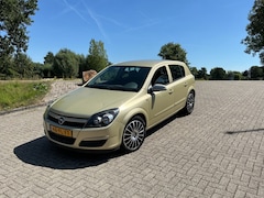 Opel Astra - 1.4 ENJOY