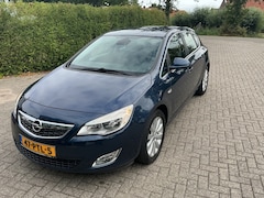 Opel Astra - 1.4 TURBO COSMO