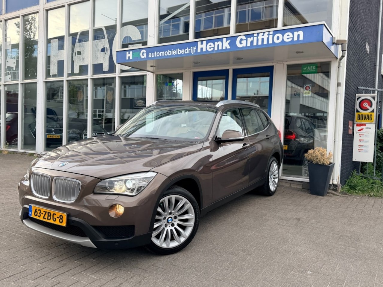 BMW X1 - X1 sDrive20i Upgrade Edition I Automaat I Panoramadak I Leer I PDC - AutoWereld.nl