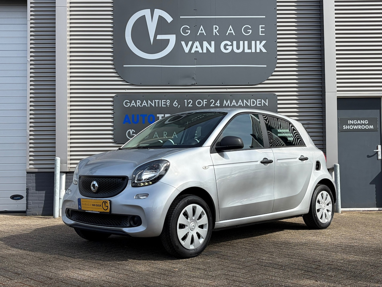 Smart Forfour - 1.0 71PK Pure Airco,CruiseControl,Leder,Isofix,Radio/CdSpeler,Start/Stop,Bluetooth,Usb,Aut - AutoWereld.nl