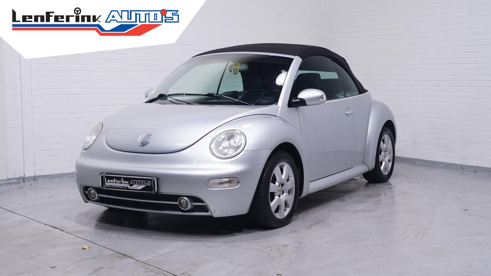 Volkswagen New Beetle Cabriolet - 1.6 Cabriolet airco lederen bekleding PDC achter stereo 16"-lmv stoelverwarming electric-p - AutoWereld.nl